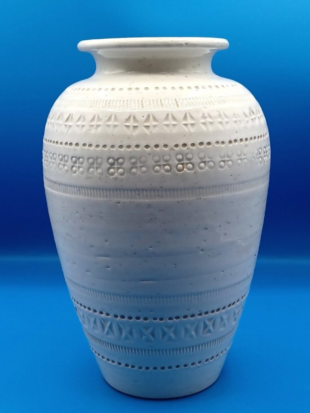 Aldo Londi Bitossi Rimini Large White Excavation Style Pottery Vase Pier One 1